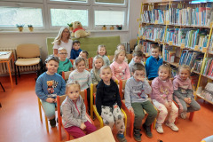 V knihovně